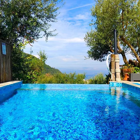 Bed & Breakfast Casa Mazzola 4*