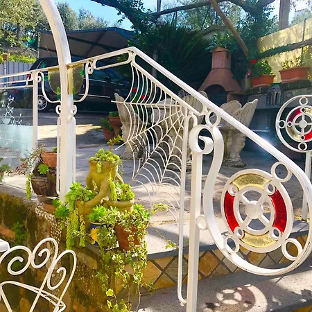 Casa Mazzola Bed & Breakfast 4*