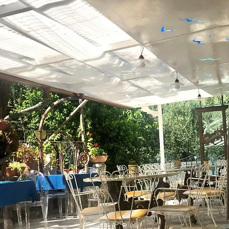 לינה וארוחת בוקר Casa Mazzola