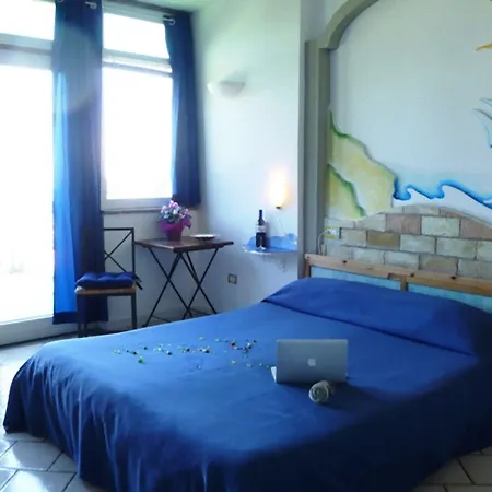 Casa Mazzola 4* سانتّانييلّو